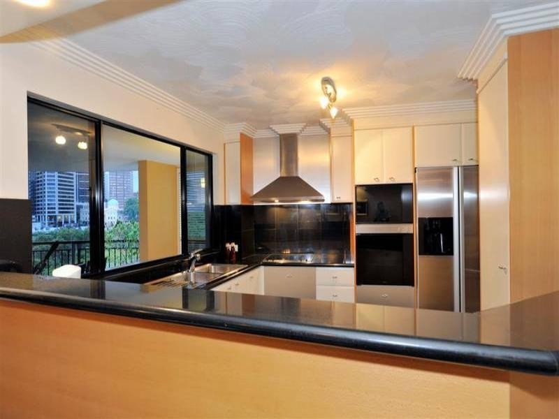 5/16 MacDonald Street, Kangaroo Point QLD 4169