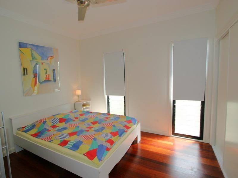 25 Victoria Street, Indooroopilly QLD 4068