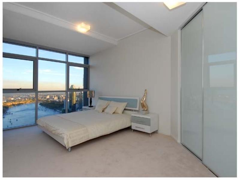 421/30 Macrossan Street, Brisbane QLD 4000