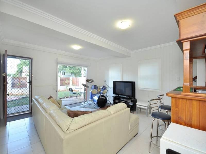 286 Nudgee Road, Hendra QLD 4011