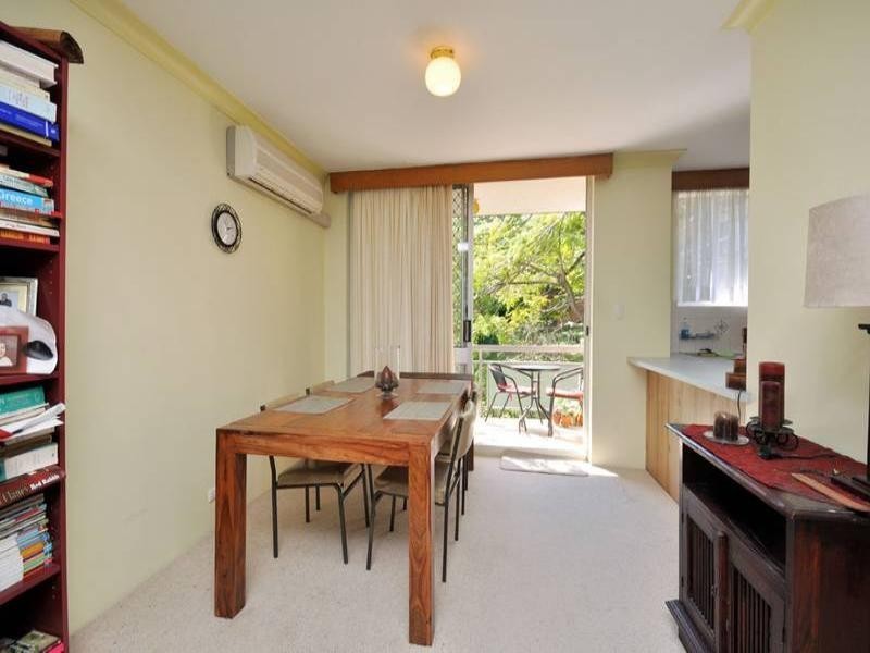 3/30 Curd Street, Greenslopes QLD 4120