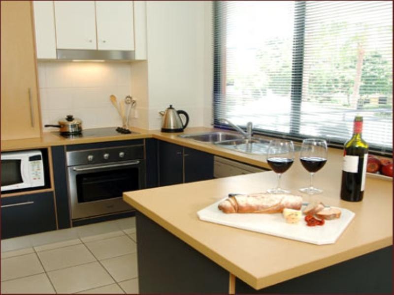 5/15 Goodwin Street, Kangaroo Point QLD 4169