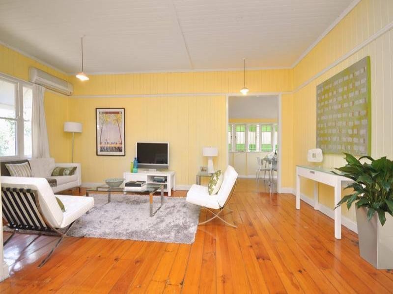 25 Wilton Terrace, Yeronga QLD 4104