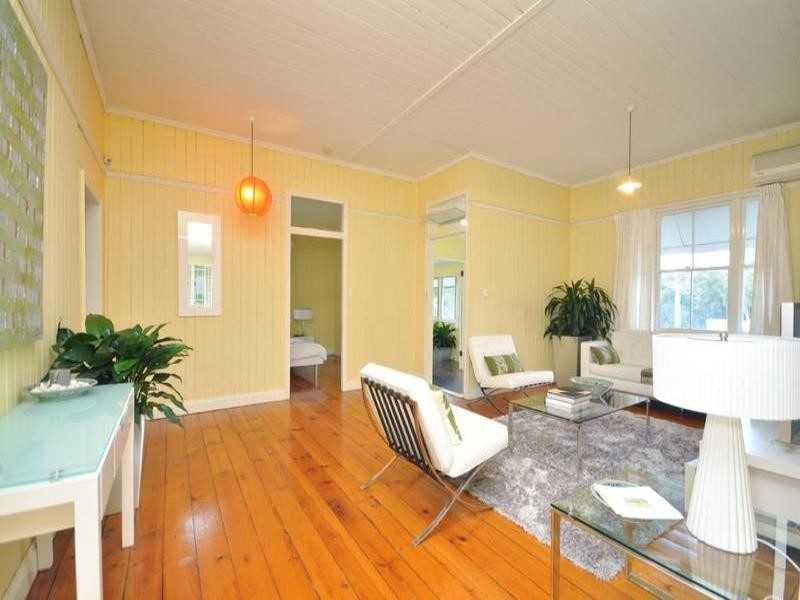 25 Wilton Terrace, Yeronga QLD 4104