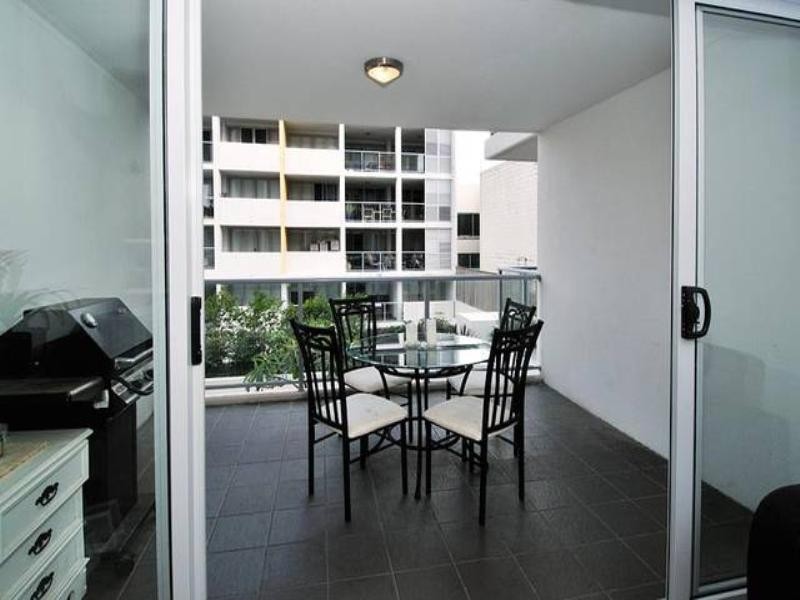 2202/2 Manning Street, South Brisbane QLD 4101