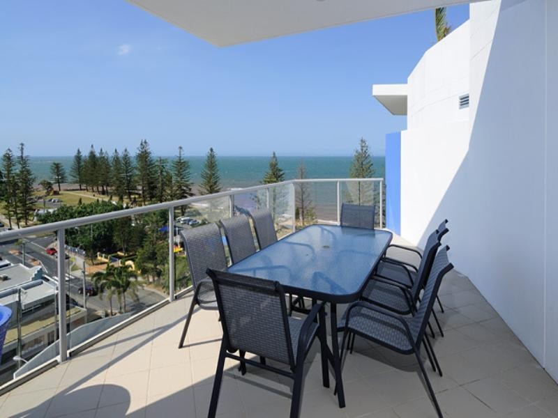 407/87 Landsborough Avenue, Scarborough QLD 4020