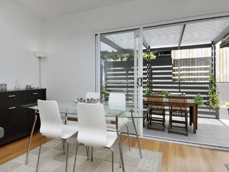 99 Lytton Road, Bulimba QLD 4171