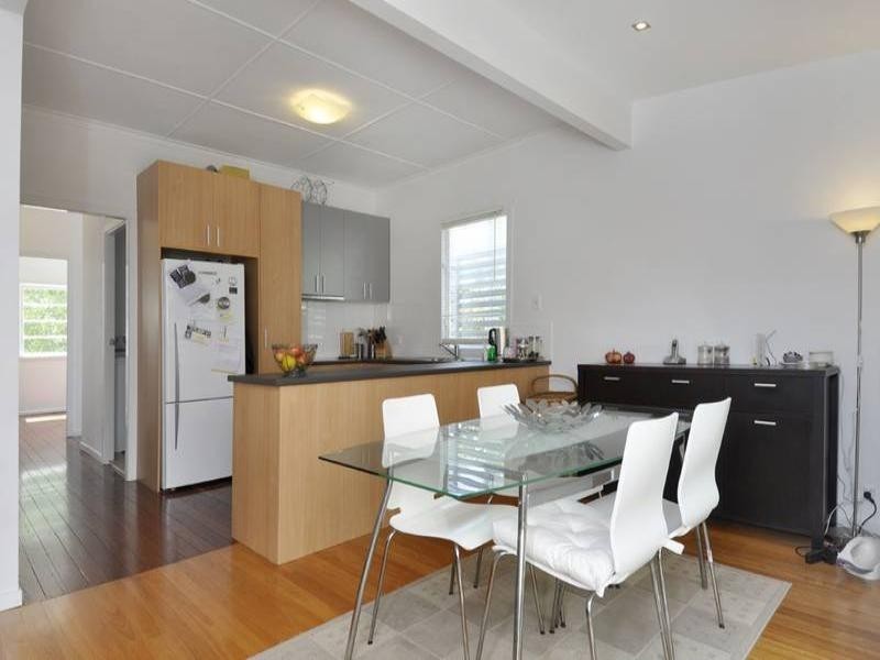 99 Lytton Road, Bulimba QLD 4171