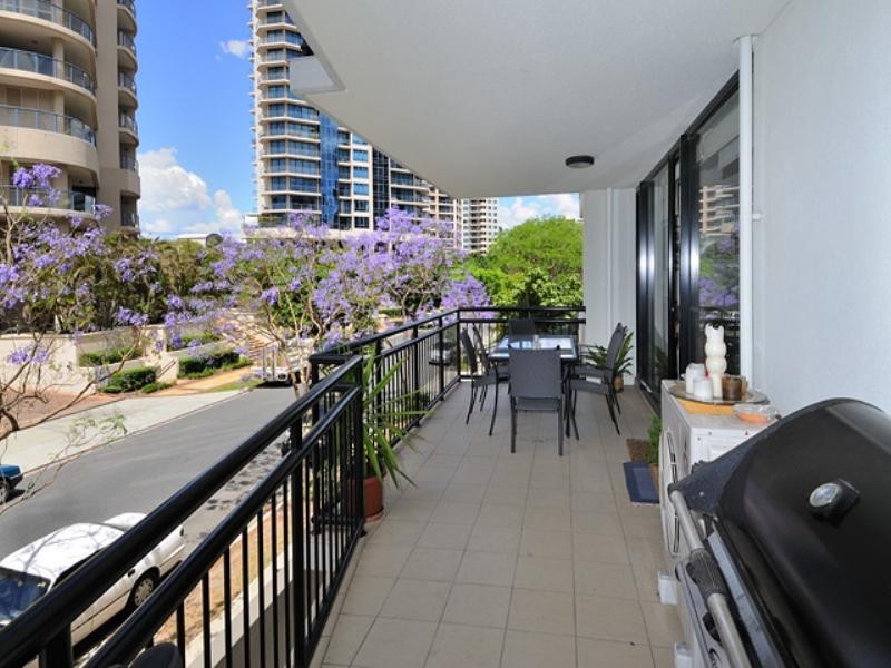 7/15 Goodwin Street, Kangaroo Point QLD 4169