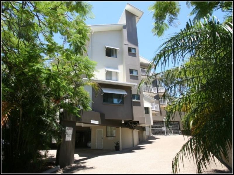 2/296 Vulture Street, Kangaroo Point QLD 4169