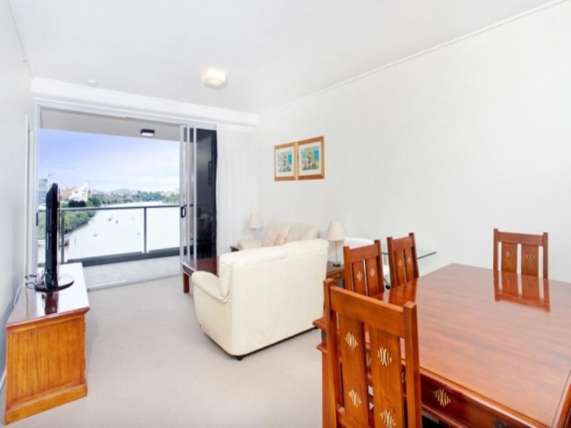 94/30 Macrossan Street, Brisbane QLD 4000