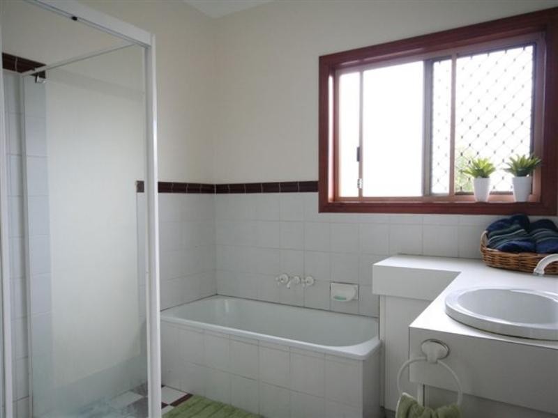 29 Harris Place, Seventeen Mile Rocks QLD 4073