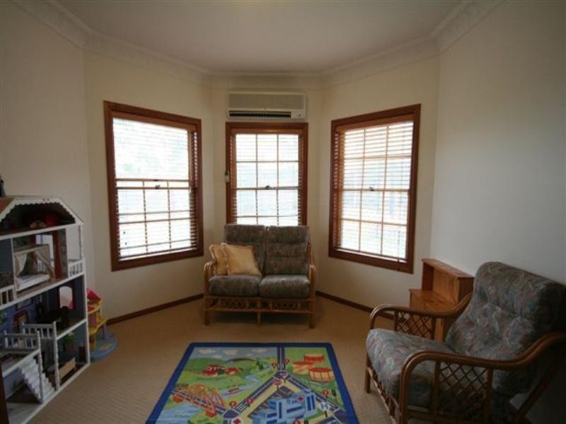 29 Harris Place, Seventeen Mile Rocks QLD 4073