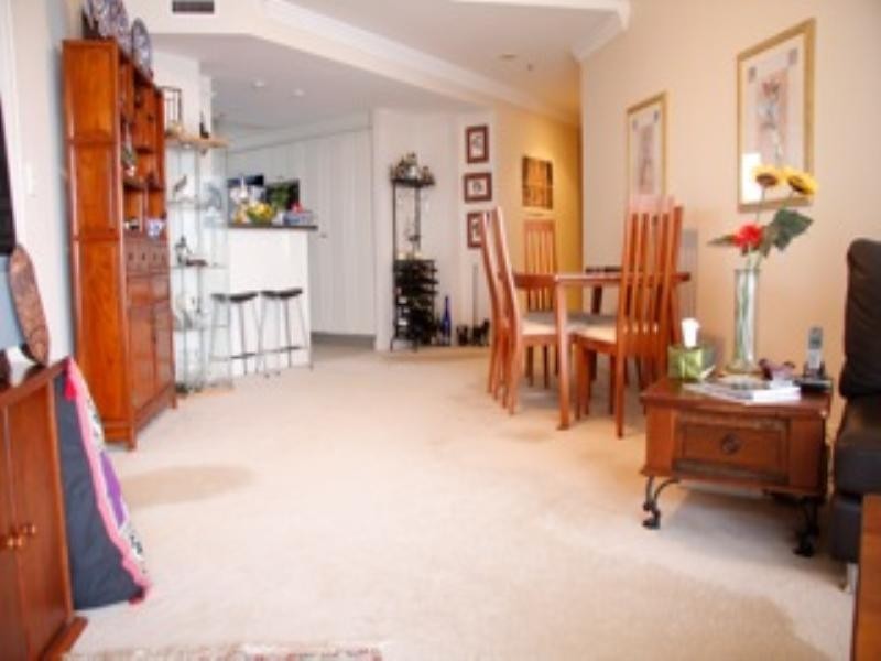 127/32 Macrossan Street, Brisbane QLD 4000