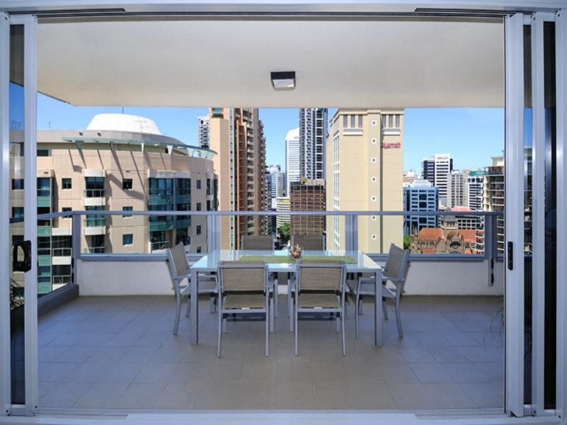 261/30 Macrossan Street, Brisbane QLD 4000