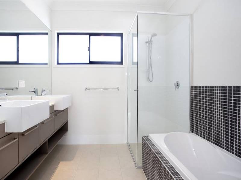 16a Andrew Avenue, Tarragindi QLD 4121