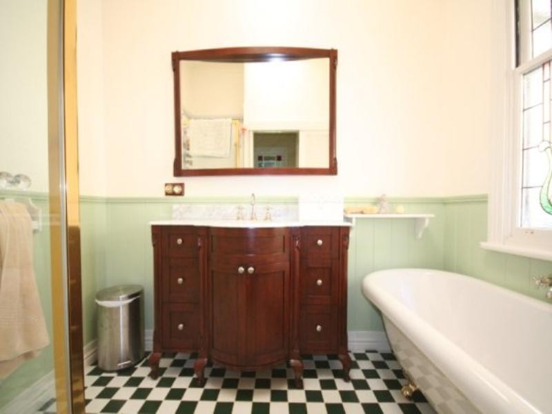 East Brisbane QLD 4169