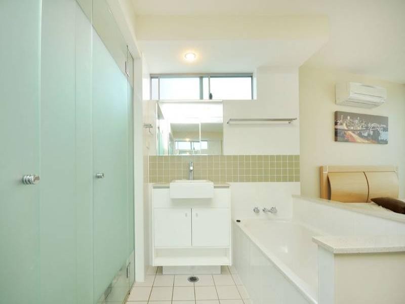 1302/92 Quay Street, Brisbane QLD 4000