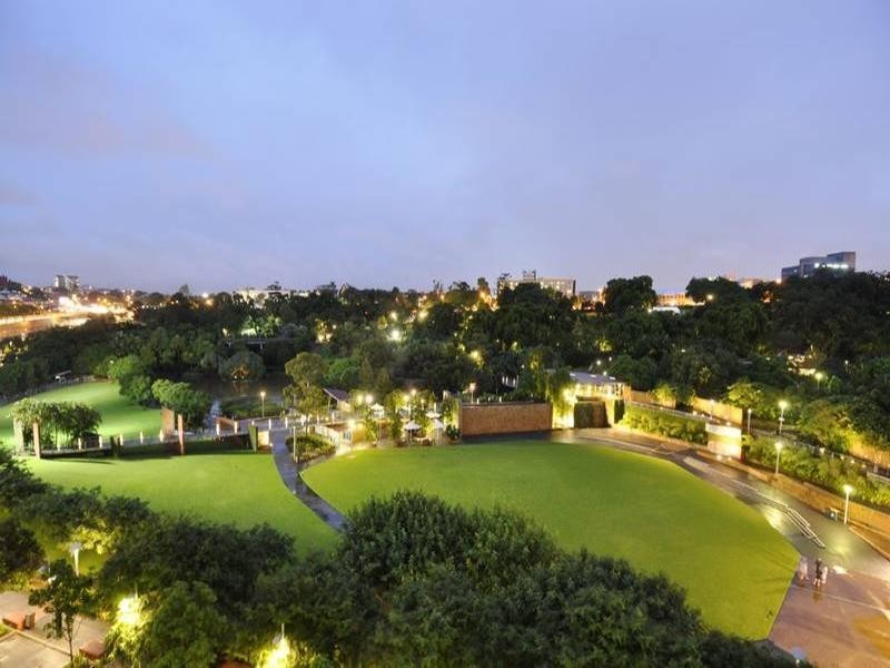 3092/3 Parkland Boulevard, Brisbane QLD 4000