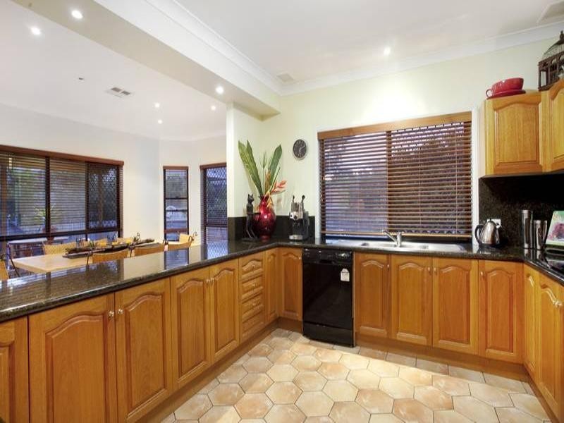 31 Killarney Place, Chermside West QLD 4032