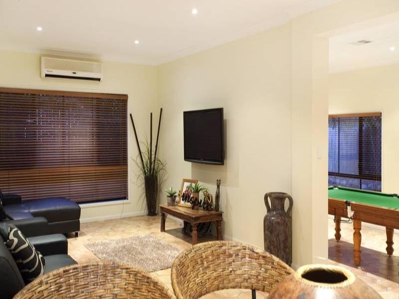 31 Killarney Place, Chermside West QLD 4032