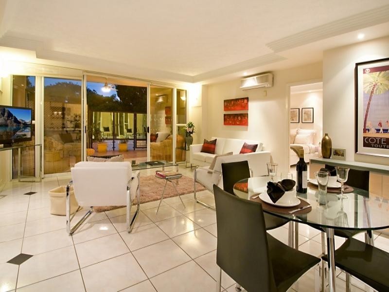 2/88 Oxlade Drive, New Farm QLD 4005