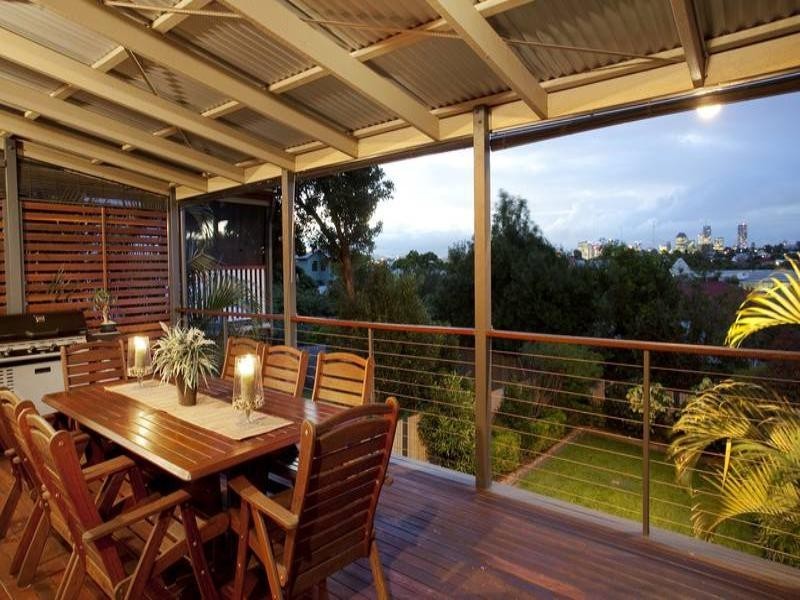 36 Ninth Avenue, Coorparoo QLD 4151