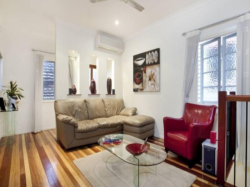 36 Ninth Avenue, Coorparoo QLD 4151