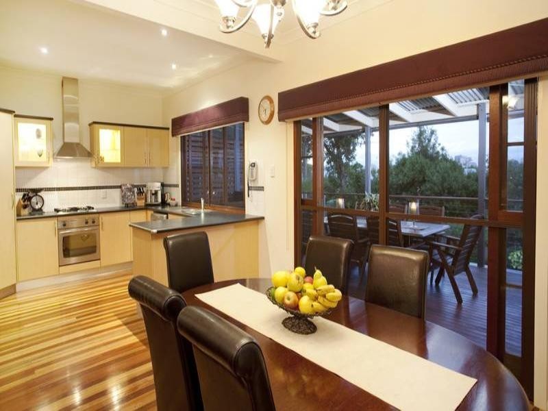 36 Ninth Avenue, Coorparoo QLD 4151