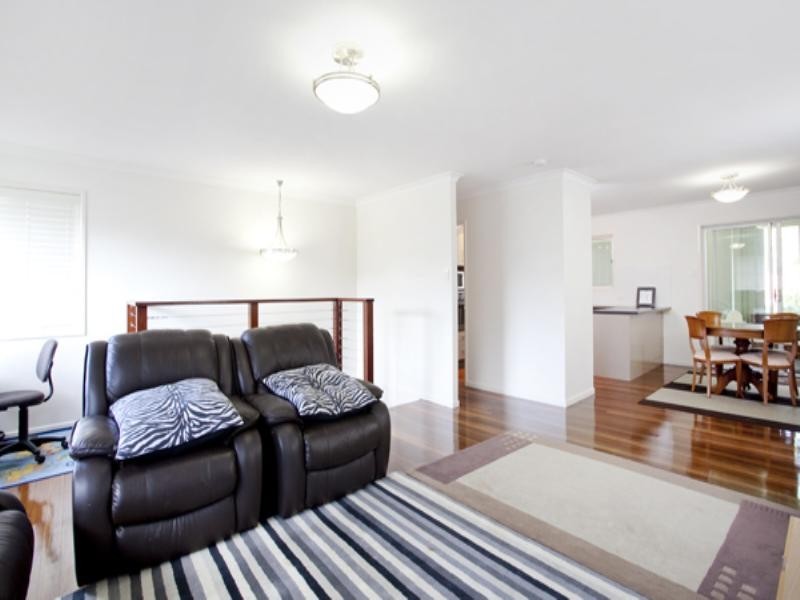 19 Morialta Street, Mansfield QLD 4122