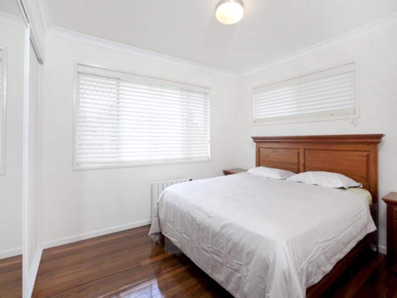 19 Morialta Street, Mansfield QLD 4122