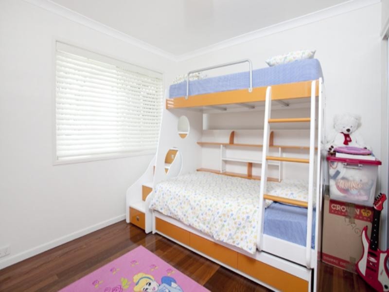 19 Morialta Street, Mansfield QLD 4122