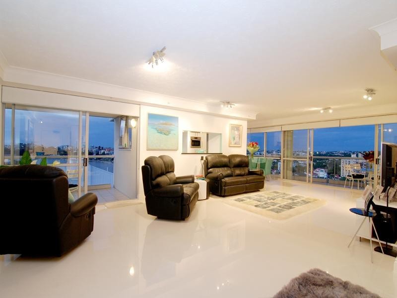 32/30 O’Connell Street, Kangaroo Point QLD 4169