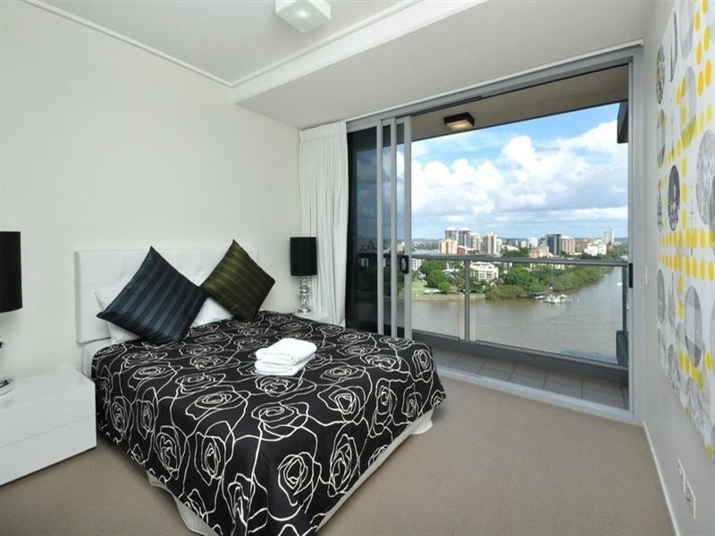 142/30 Macrossan Street, Brisbane QLD 4000