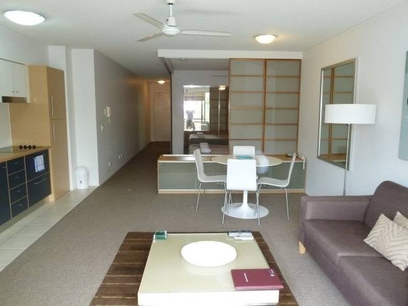 28/15 Goodwin Street, Kangaroo Point QLD 4169