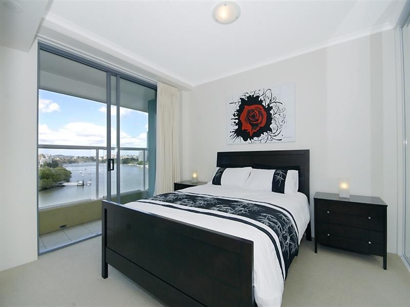 73/82 Boundary Street, Brisbane QLD 4000