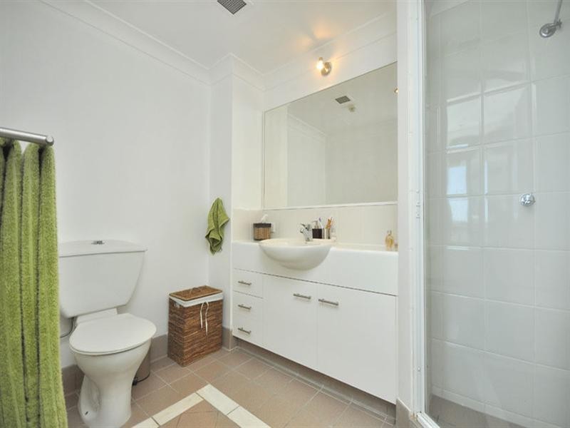 215/35 Prospect Street, Kangaroo Point QLD 4169