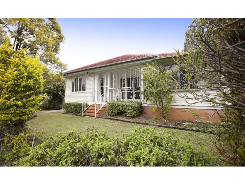 11 Strathdale Street, Aspley QLD 4034