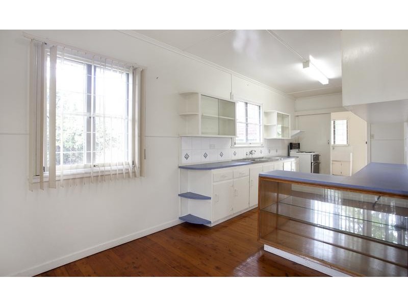 11 Strathdale Street, Aspley QLD 4034