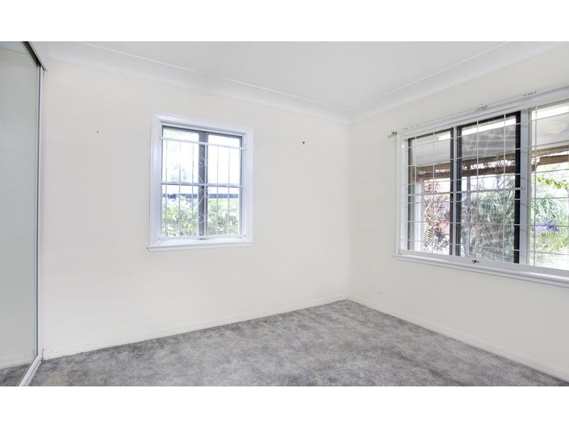 11 Strathdale Street, Aspley QLD 4034