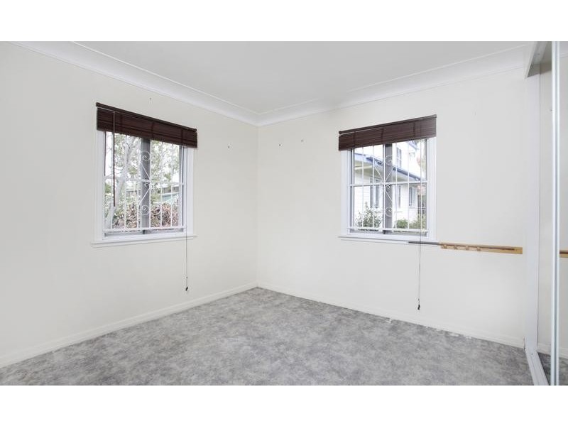 11 Strathdale Street, Aspley QLD 4034