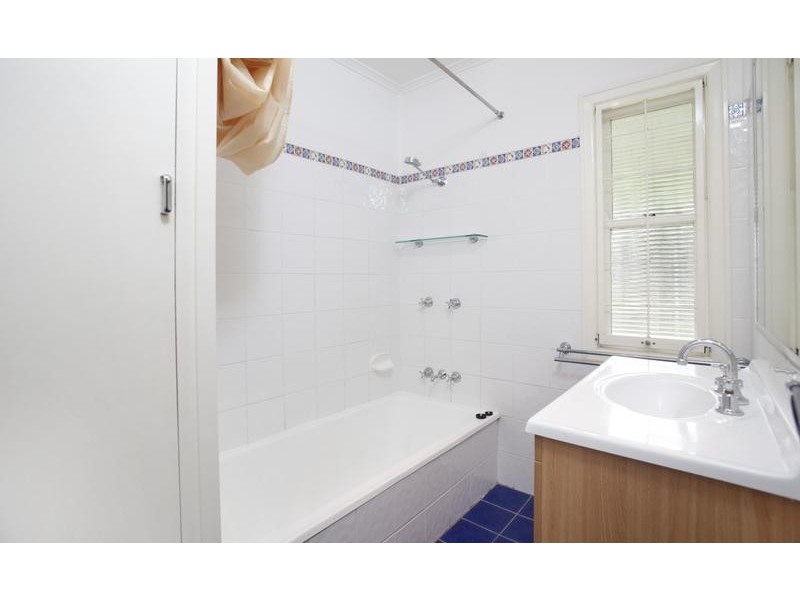 11 Strathdale Street, Aspley QLD 4034