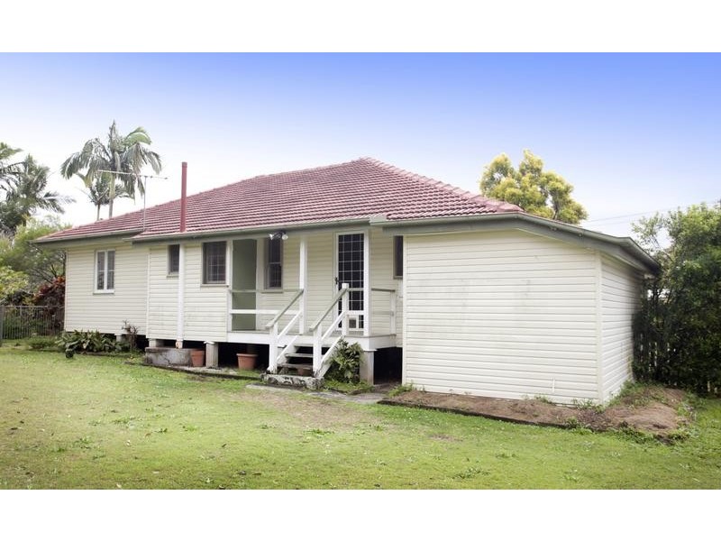 11 Strathdale Street, Aspley QLD 4034