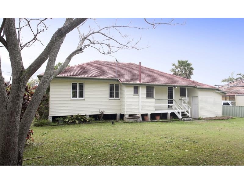 11 Strathdale Street, Aspley QLD 4034