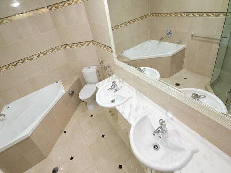 32 Macrossan Street, Brisbane QLD 4000