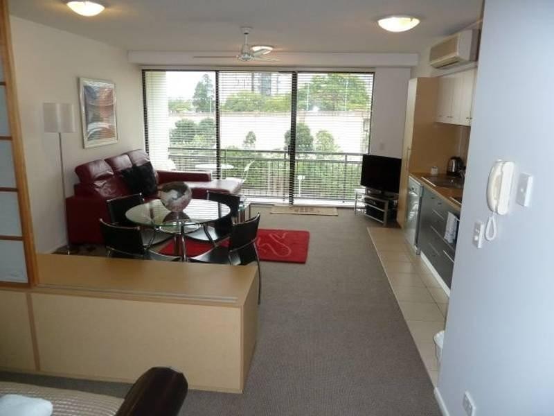 119/15 Goodwin Street, Kangaroo Point QLD 4169