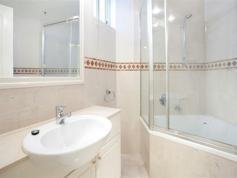 1/32 Macrossan Street, Brisbane QLD 4000