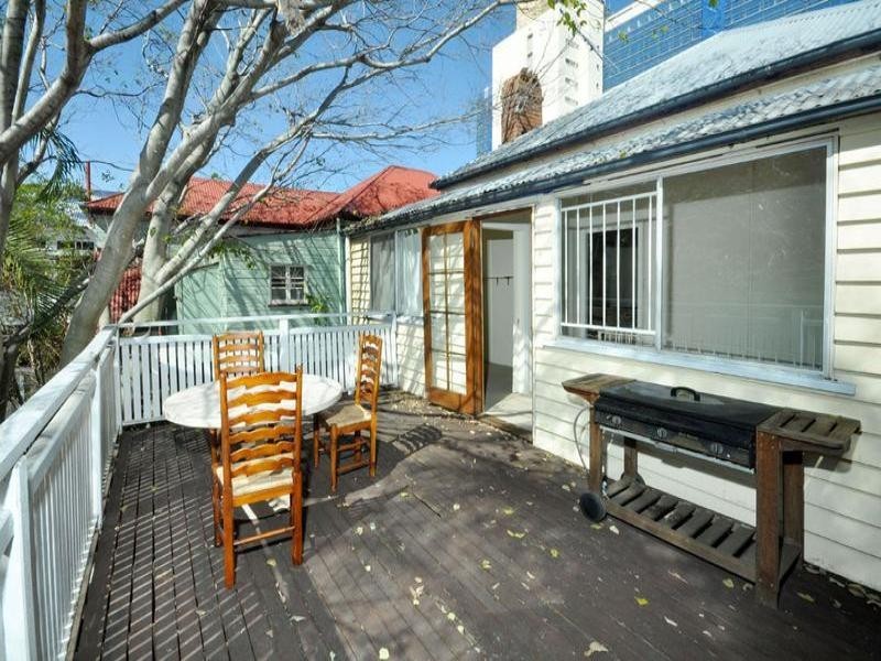 35 Wedd Street, Spring Hill QLD 4000