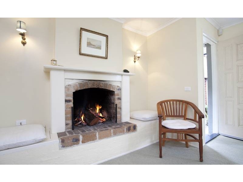 23 Briggs Road, Springwood QLD 4127