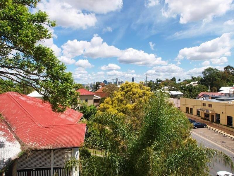 263 Wynnum Road, Norman Park QLD 4170